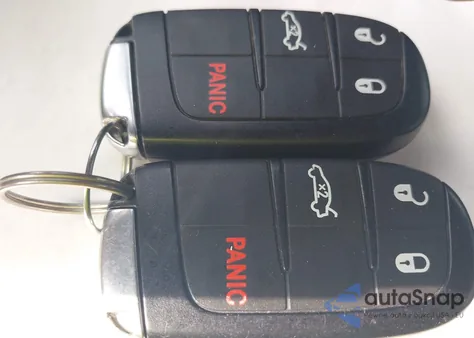 2018 Dodge Challenger Sxt z USA, uszkodzony, nr VIN 2C3CDZAG4JH116191